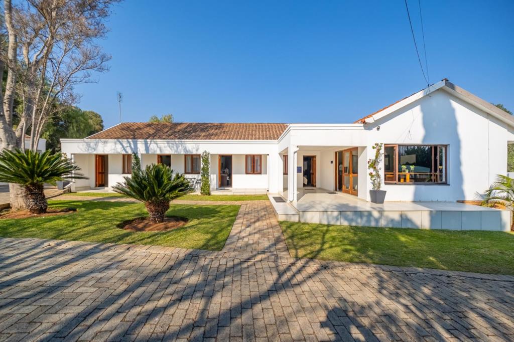 335 m² Commercial space
