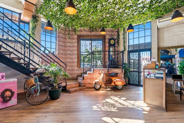 110 m² Retail Space