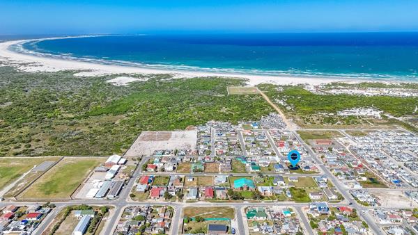 595 m² Land