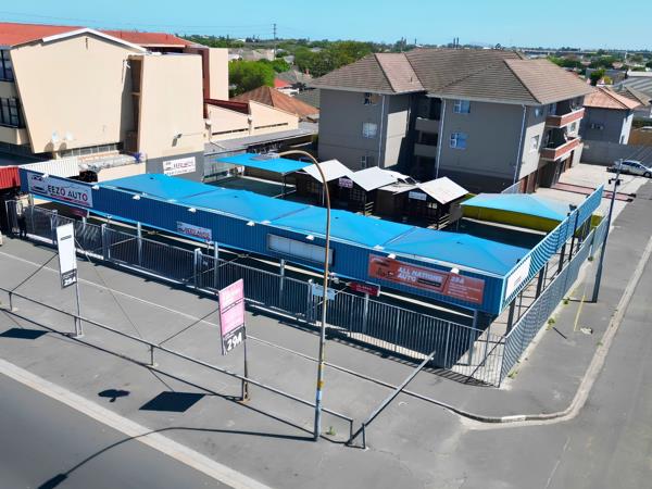 2 400 m² Commercial space