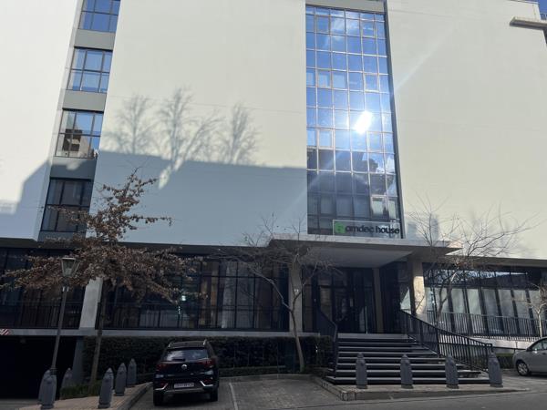 185 m² Commercial space