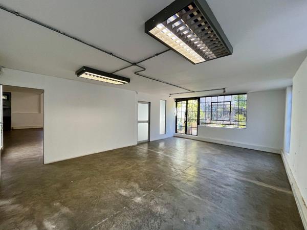 311 m² Commercial space