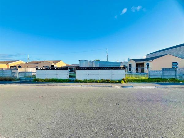 316 m² Land