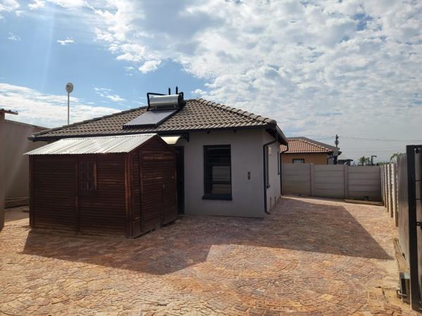 2 Bedroom House