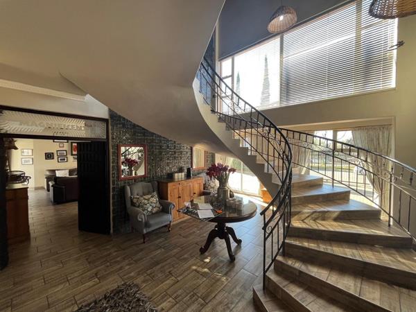 19 Bedroom House