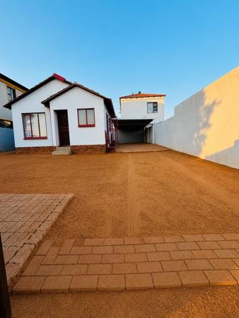 2 Bedroom House