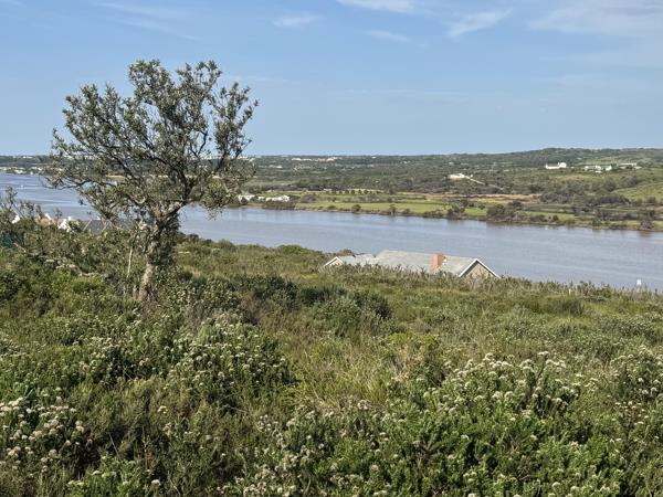 1 526 m² Land