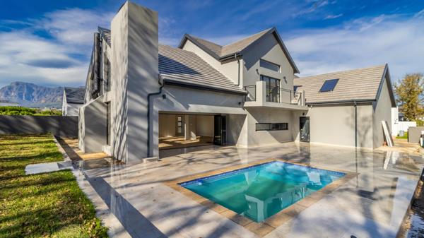 4 Bedroom House