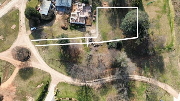 921 m² Land