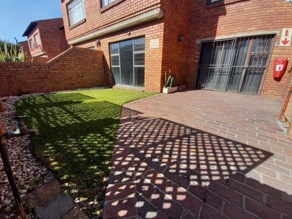 2 Bedroom Townhouse