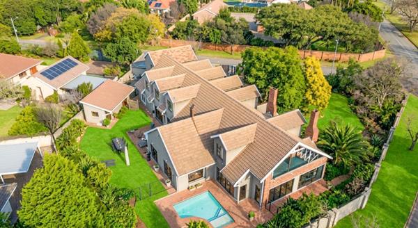5 Bedroom House