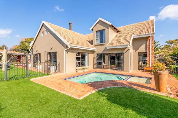 5 Bedroom House