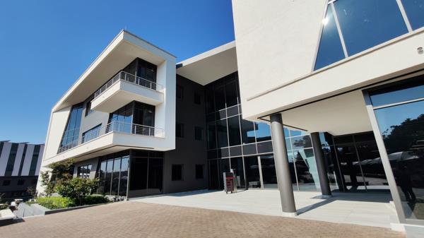 800 m² Office Space