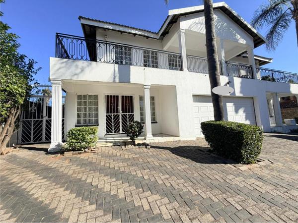 6 Bedroom House