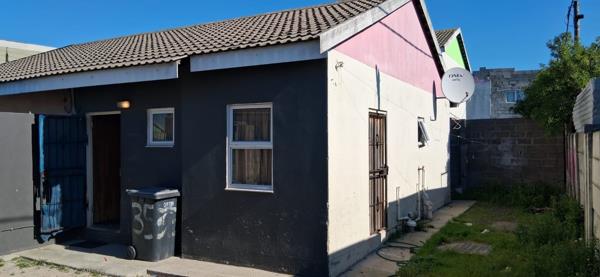 2 Bedroom House