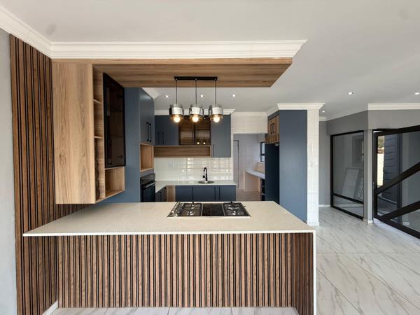 5 Bedroom House