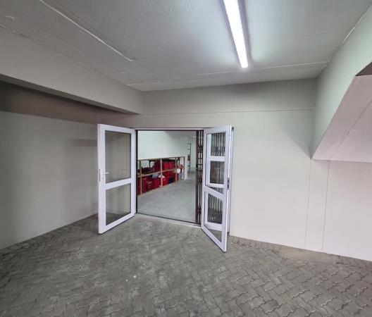 70 m² Commercial space