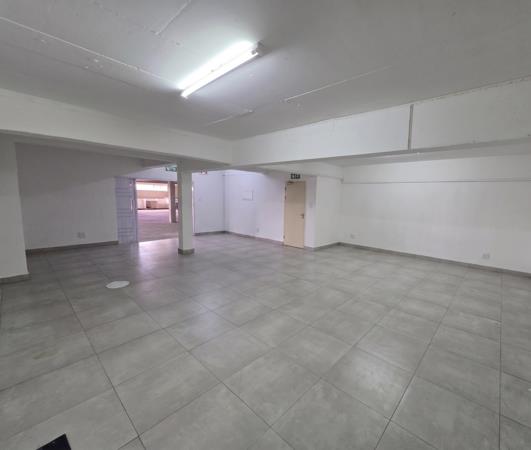 80 m² Commercial space