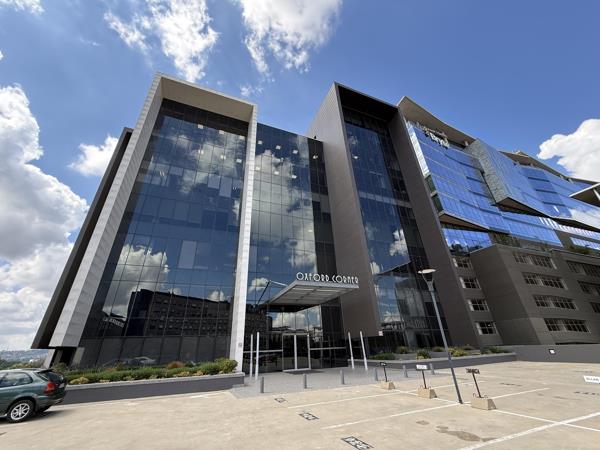 476 m² Commercial space