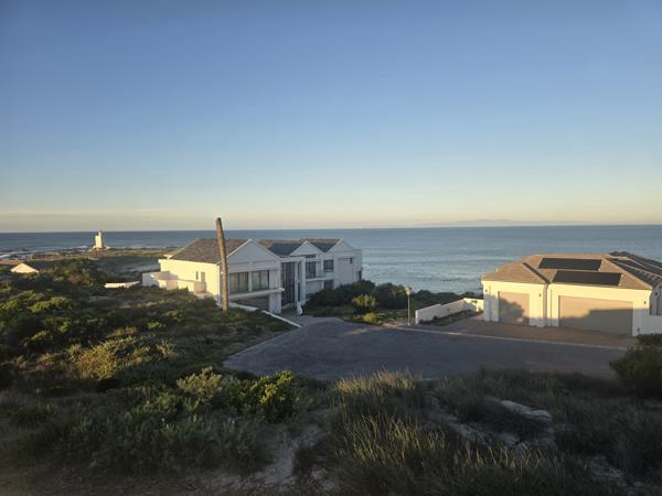 528 m² Land