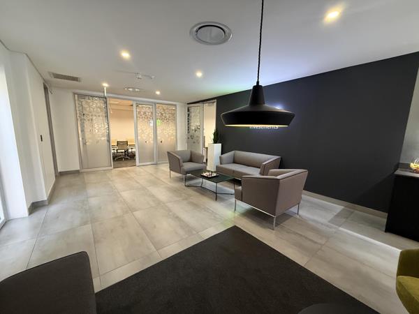 251 m² Commercial space