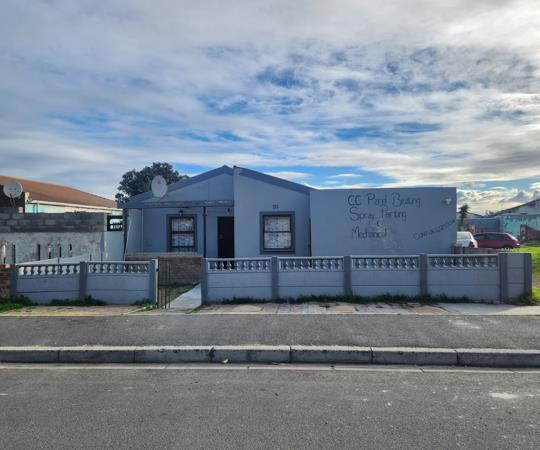 2 Bedroom House