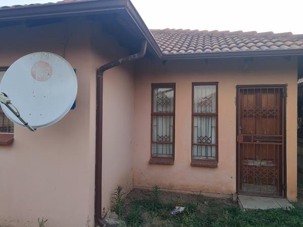 House in Booysens