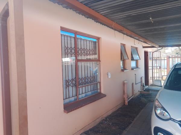 2 Bedroom House