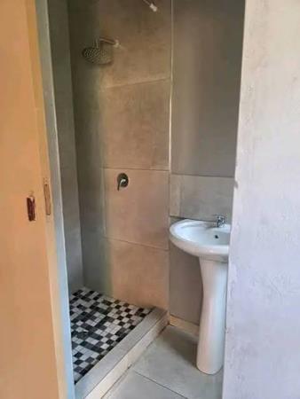 1 Bedroom House