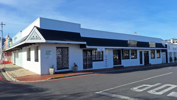 400 m² Commercial space