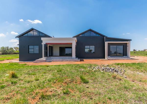 3.4 ha Smallholding