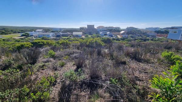 800 m² Land