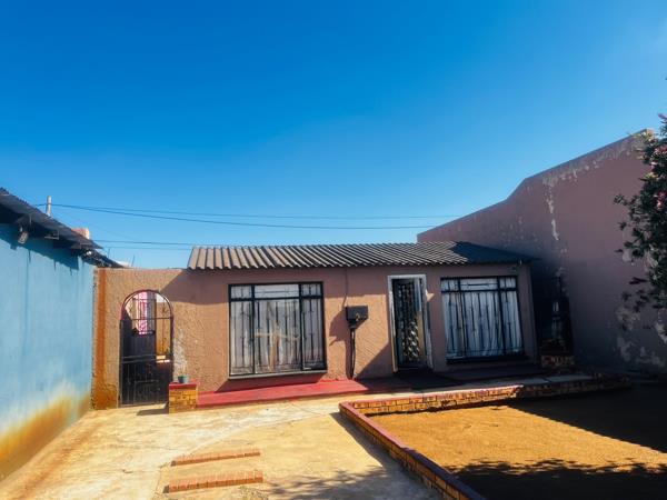 2 Bedroom House