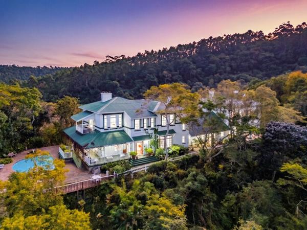 9 Bedroom House