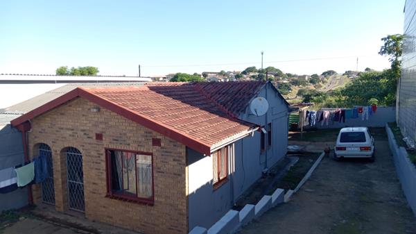 2 Bedroom House