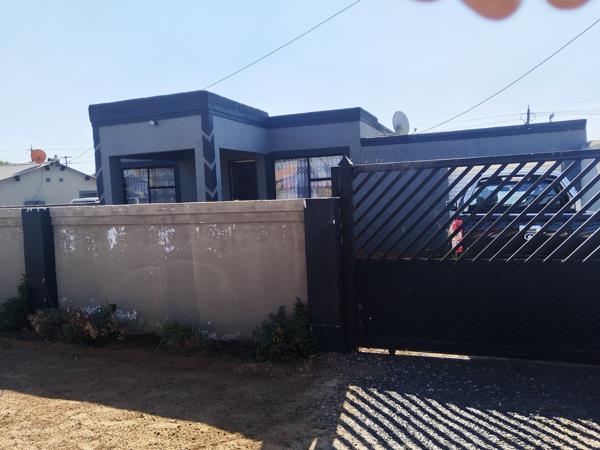 2 Bedroom House