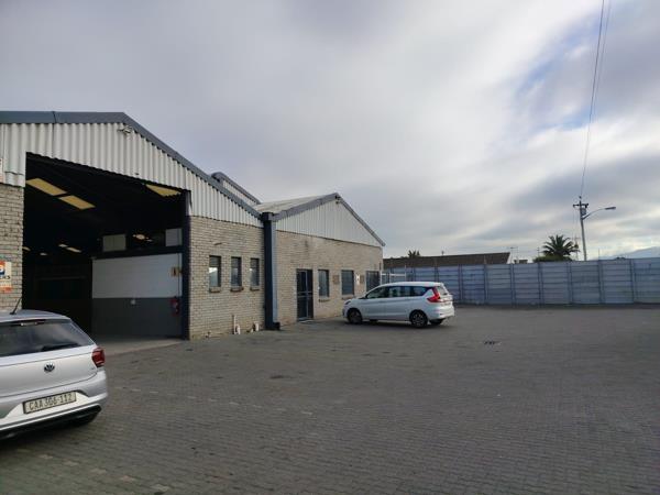 1 205 m² Industrial space