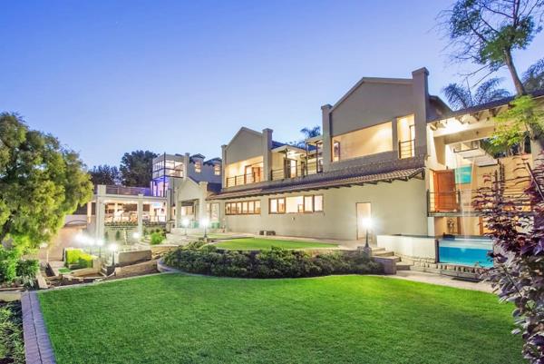 9 Bedroom House