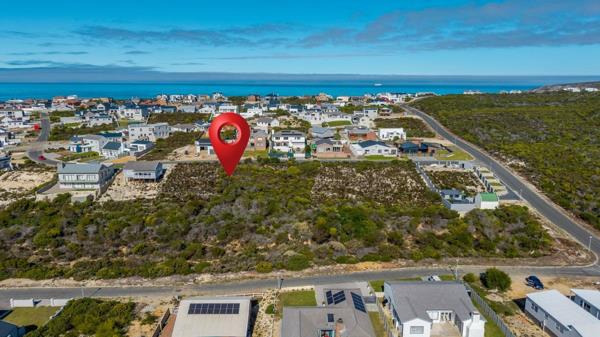 800 m² Land