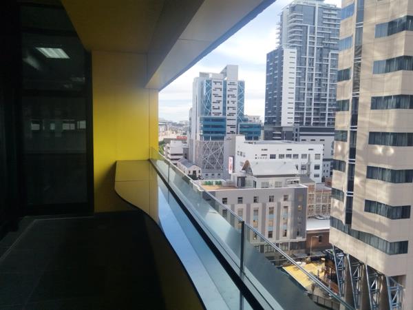 974.3 m² Office Space