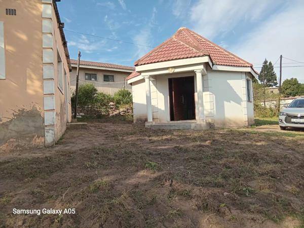2 Bedroom House