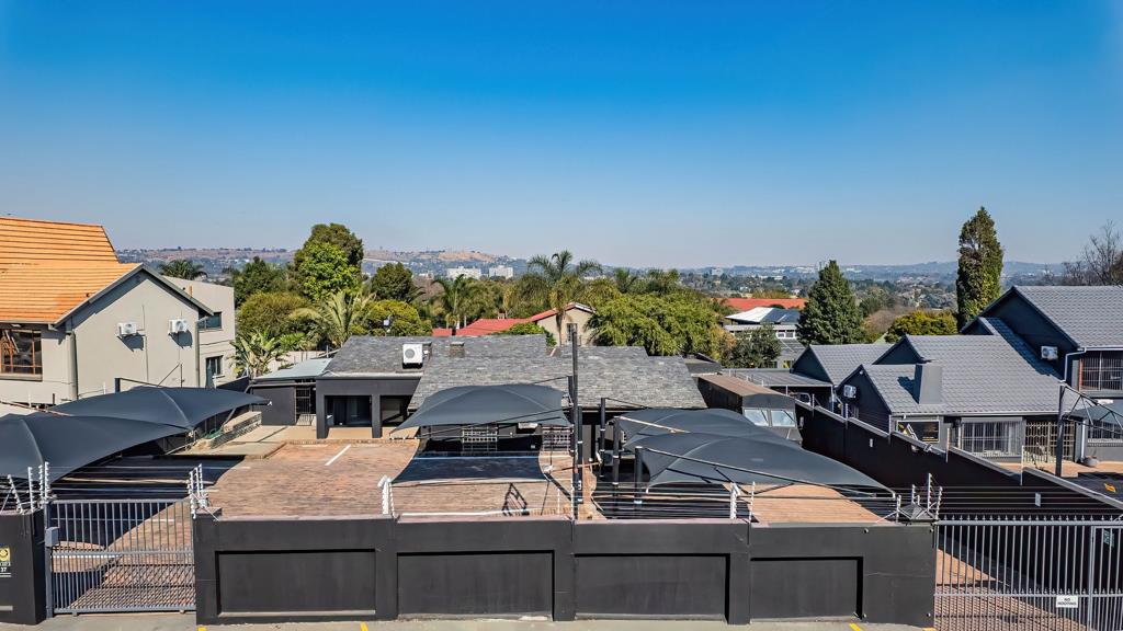 359 m² Office Space