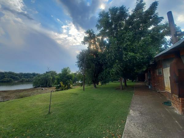 9.6 ha Farm