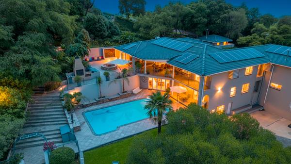 5 Bedroom House
