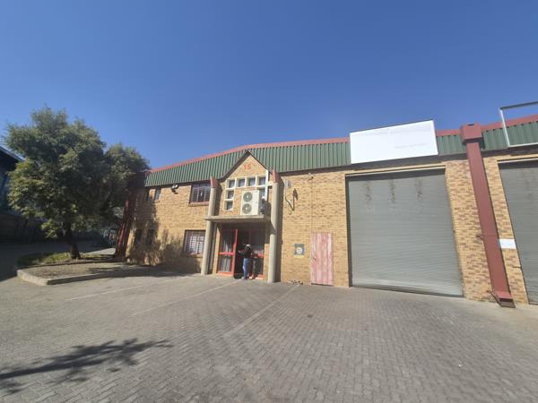 537 m² Industrial space