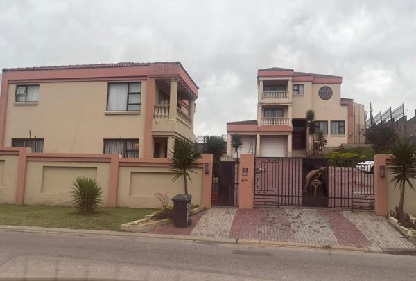8 Bedroom House