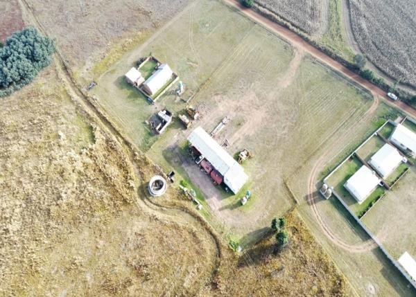 43 ha Smallholding