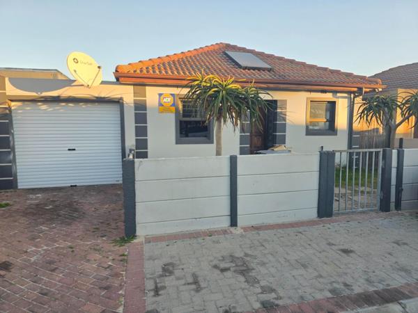 2 Bedroom House