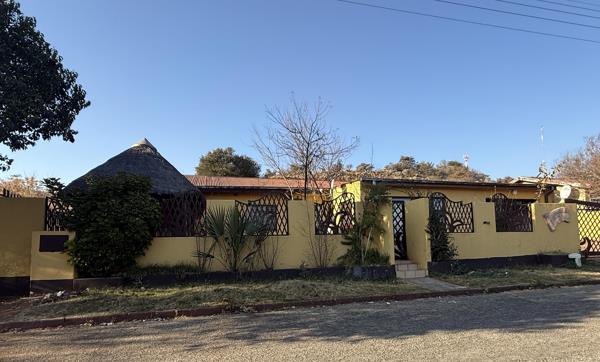 9 Bedroom House