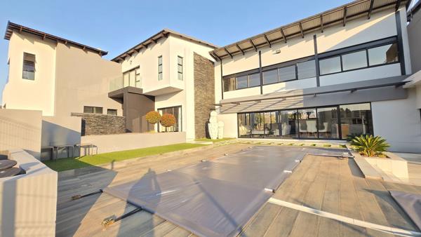 6 Bedroom House
